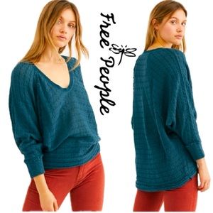 We the FREE PEOPLE Thiens Hacci Top-Teal Night Oversized Sweater SzM